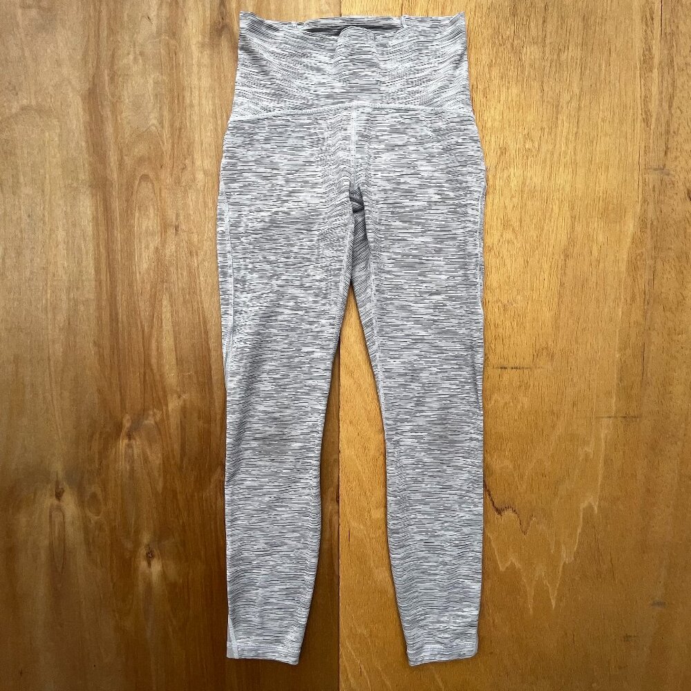 LULULEMON TRAIN TIMES WEE ARE FROM SPACE LEGGINGS WOMEN’S sz 4 Sheer Stripes